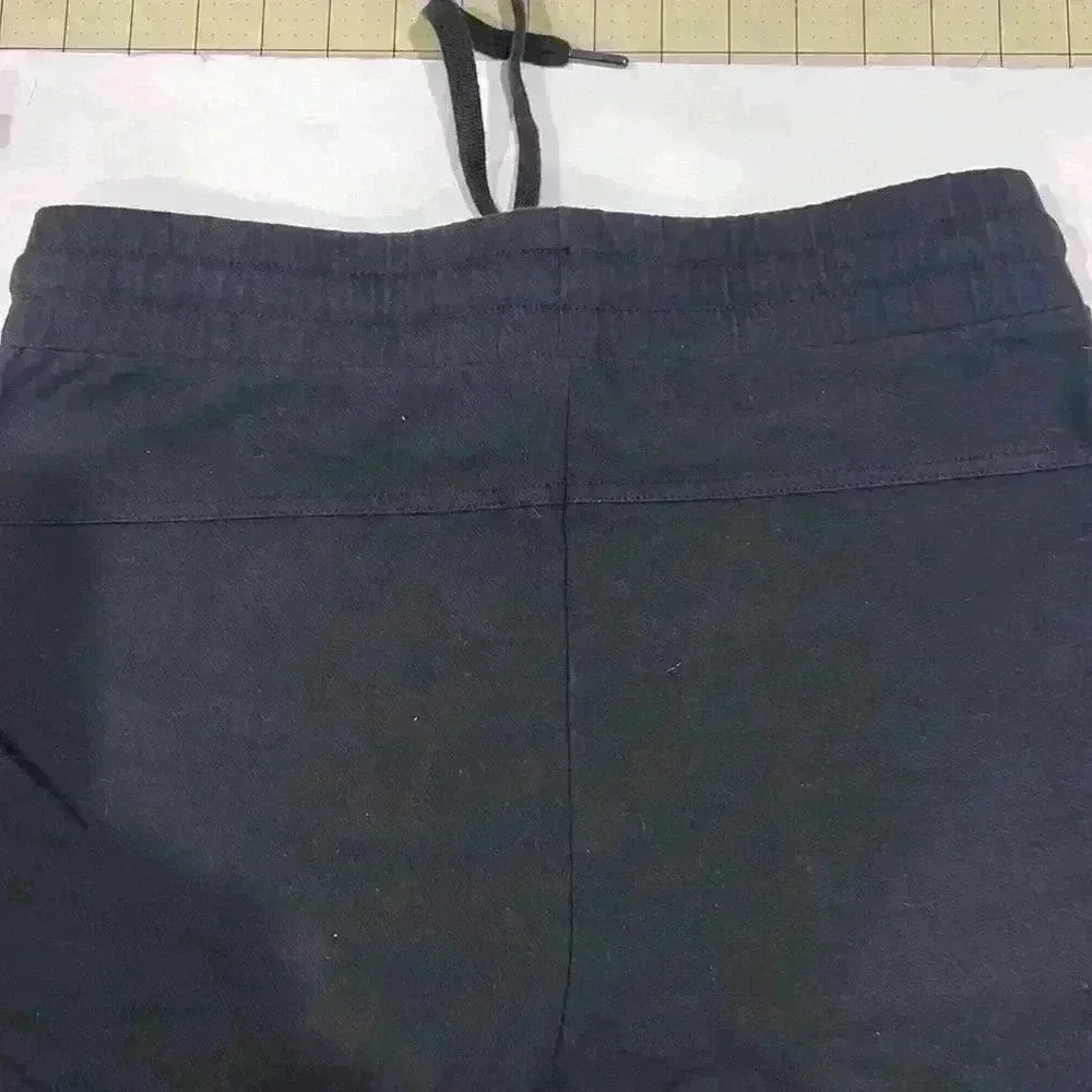 Black medium weight jogger. Size S - Picture 5 of 10